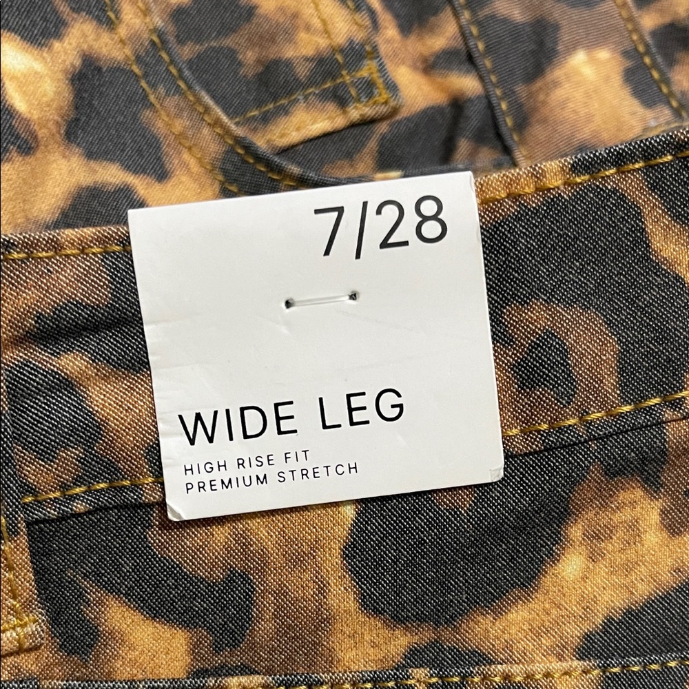 NWT- Flying Angel - Wide Leg - 7/28 - Picture 4 of 8